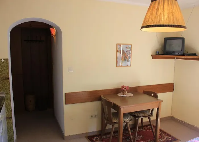 Haus Sigrid Апартаменти *