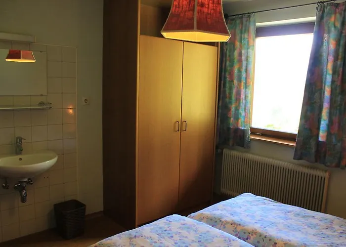 Haus Sigrid Апартаменти Бад-Кляйнкірхгайм